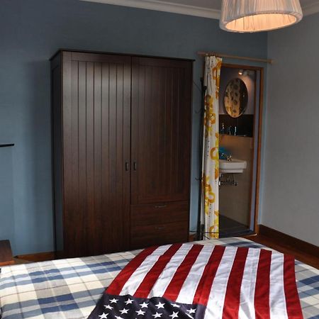 バストーニュ Santa Fe - Lutrebois Bed & Breakfast エクステリア 写真