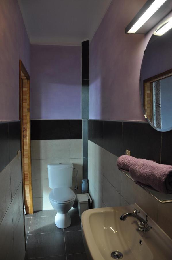 バストーニュ Santa Fe - Lutrebois Bed & Breakfast エクステリア 写真